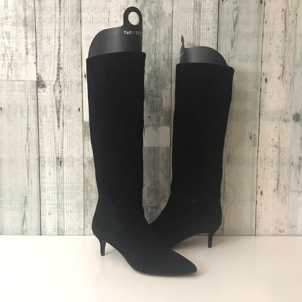 *** SOLD *** Steve Madden Suede Boots Retail $199 - Picture 3 of 8